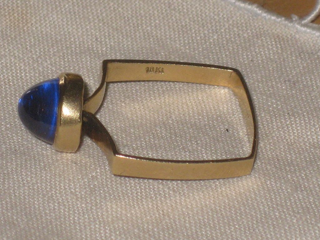 Vintage Natural Domed Cabochon Square Band Sapphire Ring 18K Sz 6 1/4 Vintage Natural Domed Cabochon Square Band Sapphire Ring 18K Sz 6 1/4