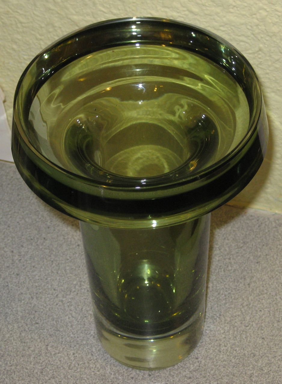 Vintage Nuutajarvi Kaj Franck Cased Glass Vase Signed Vintage Nuutajarvi Kaj Franck Cased Glass Vase Signed