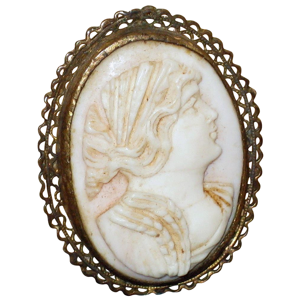 Antique Lady Cameo Angel Skin Coral, High relief with Filigree Frame. Antique Lady Cameo Angel Skin Coral, High relief with Filigree Frame.