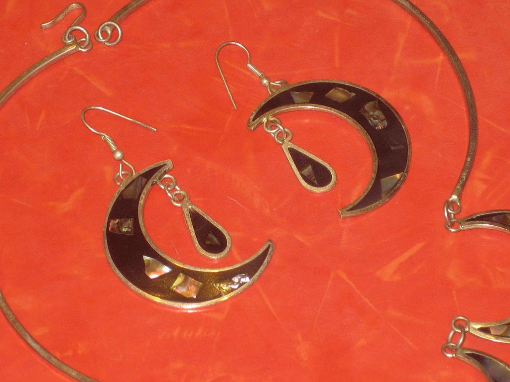 Vintage Abalone Inlaid Dangle Necklace & Earrings Set Mexico Vintage Abalone Inlaid Dangle Necklace & Earrings Set Mexico