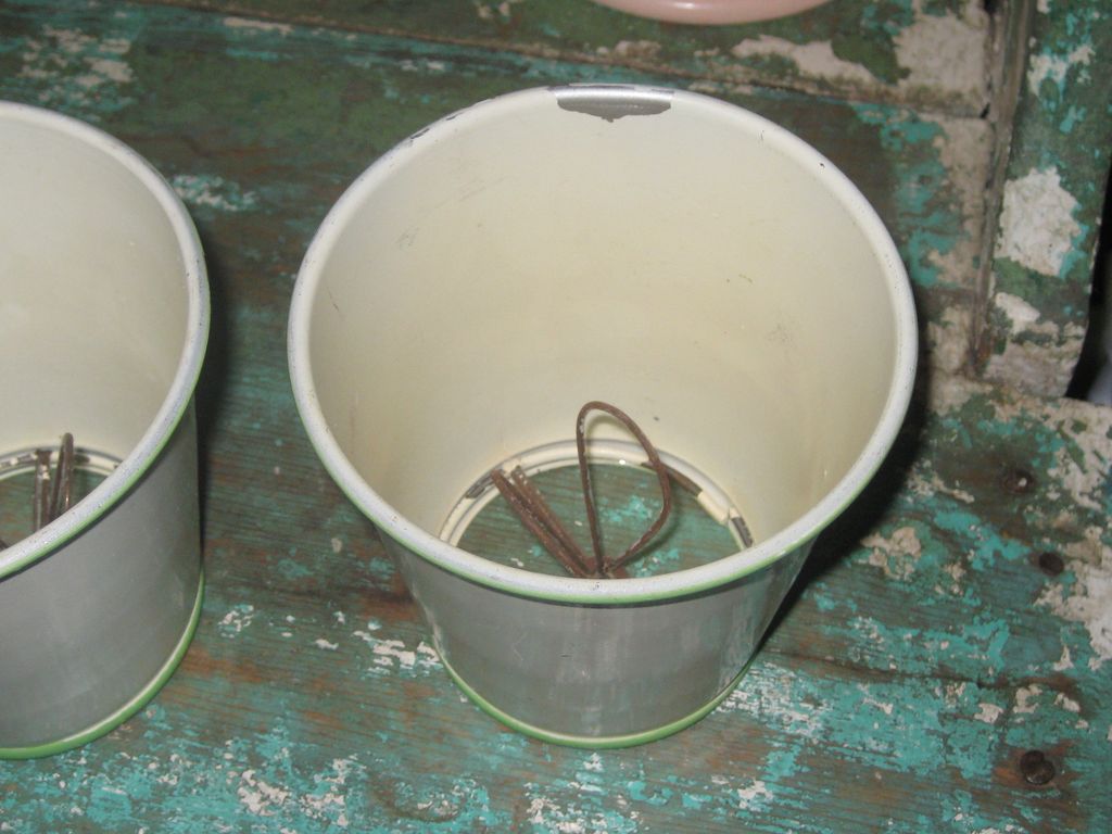 Vintage Set of Metal Lamp Shades Cream & Green Paint Vintage Set of Metal Lamp Shades Cream & Green Paint