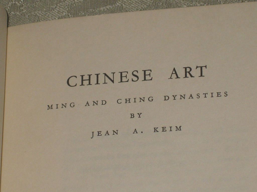 Vintage book Circa 1961 Chinese Art Ming & Ch'ing Periods Tudor Publishing France Vintage book Circa 1961 Chinese Art Ming & Ch'ing Periods Tudor Publishing France
