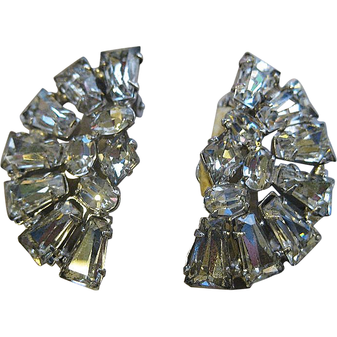 Sparkling Vintage Fan Shaped Rhinestone Earrings, Clip Back Sparkling Vintage Fan Shaped Rhinestone Earrings, Clip Back
