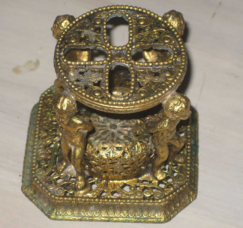 Vintage Heavy Gold Tone Filigree Metal Figural Children Vanity Brush Holder Vintage Heavy Gold Tone Filigree Metal Figural Children Vanity Brush Holder