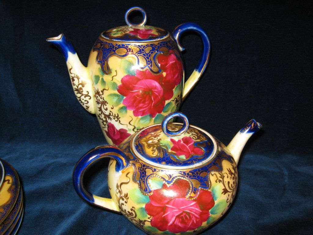 Royal Nippon Handpainted Tea Set Jewelled Red Rose Floral Design Royal Nippon Handpainted Tea Set Jewelled Red Rose Floral Design