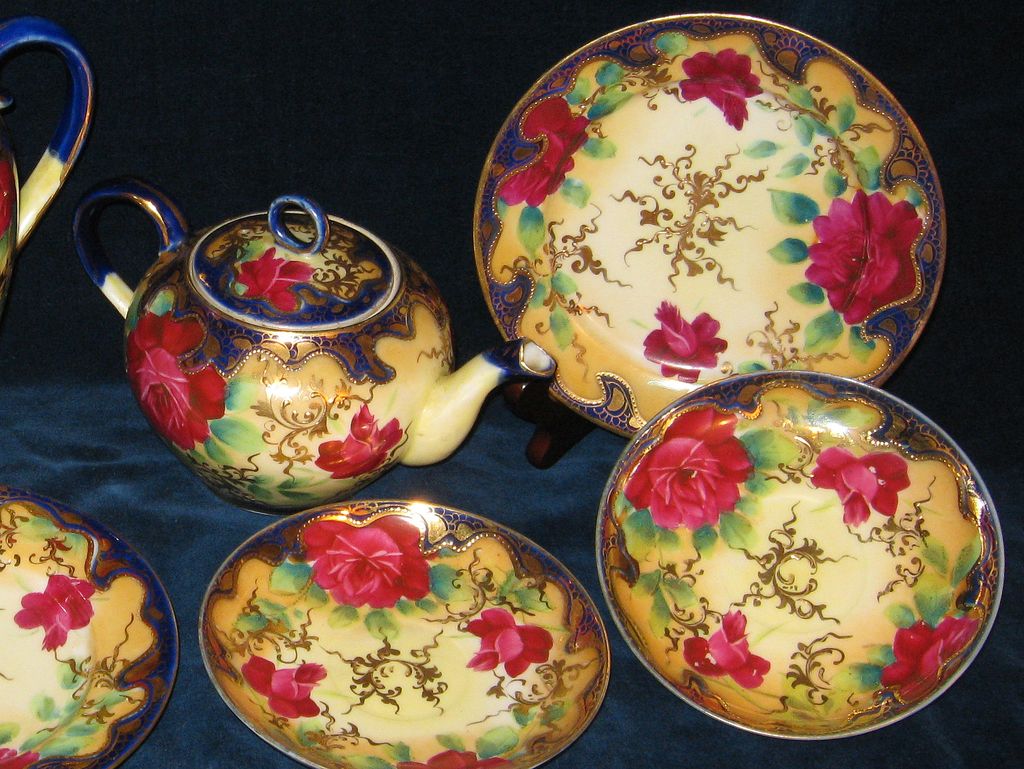 Royal Nippon Handpainted Tea Set Jewelled Red Rose Floral Design Royal Nippon Handpainted Tea Set Jewelled Red Rose Floral Design