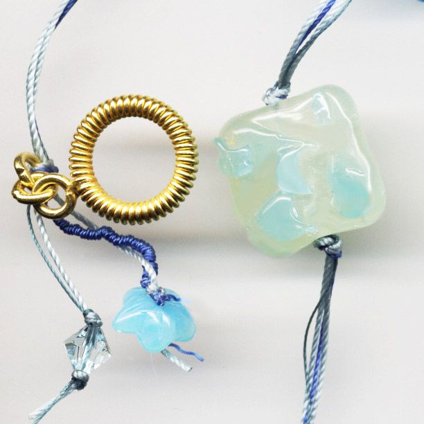 Free Shipping! Shades of Turquoise & Cream Necklace w/ Handmade Lampworked Beads Free Shipping! Shades of Turquoise & Cream Necklace w/ Handmade Lampworked Beads