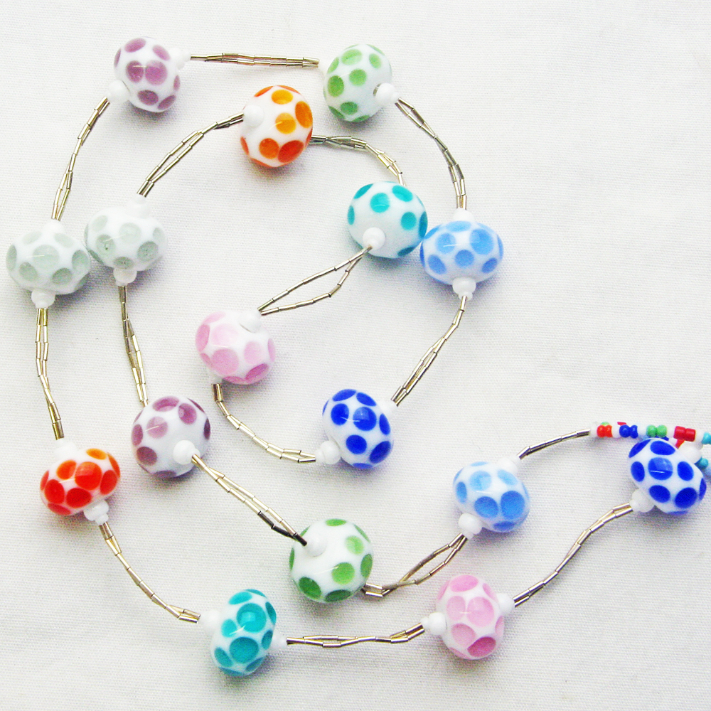 Polka Dots Lampwork Lariat Necklace with Matching Earrings Polka Dots Lampwork Lariat Necklace with Matching Earrings