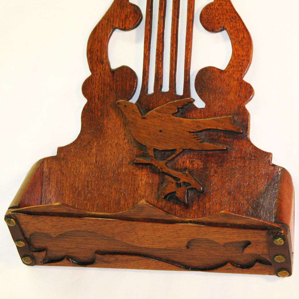 Mahogany Irish Harp Design Comb Case/ Wall Pocket w/ Decorative Elements Mahogany Irish Harp Design Comb Case/ Wall Pocket w/ Decorative Elements