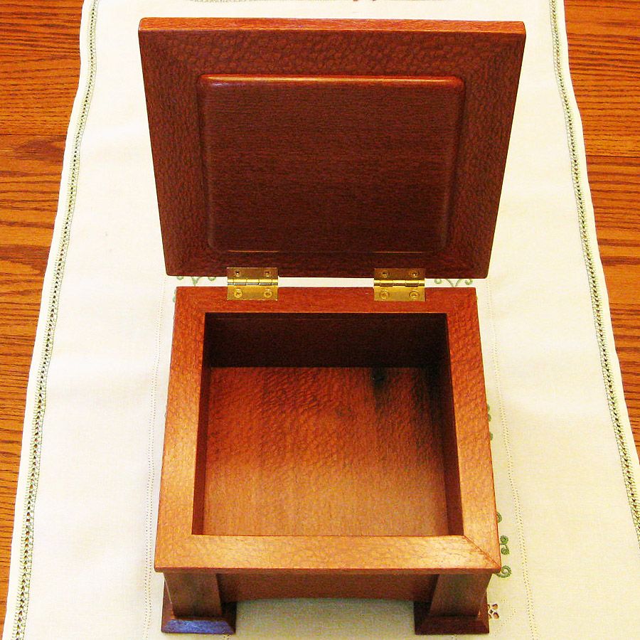 Free Shipping! Mission Style Leopardwood Dresser Box w/ Carved Owl Free Shipping! Mission Style Leopardwood Dresser Box w/ Carved Owl