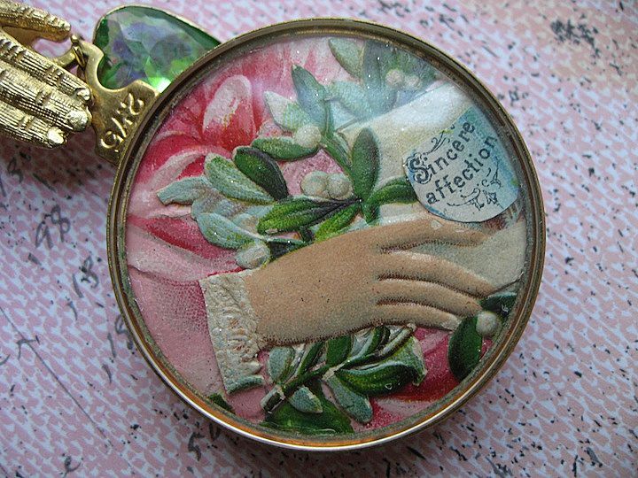 Vintage Artisan Optical Lens Collage Pendant Necklace Vintage Artisan Optical Lens Collage Pendant Necklace