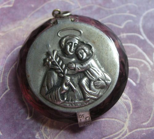 Czechoslovakian Glass Reliquary with Miniature Rosary Czechoslovakian Glass Reliquary with Miniature Rosary