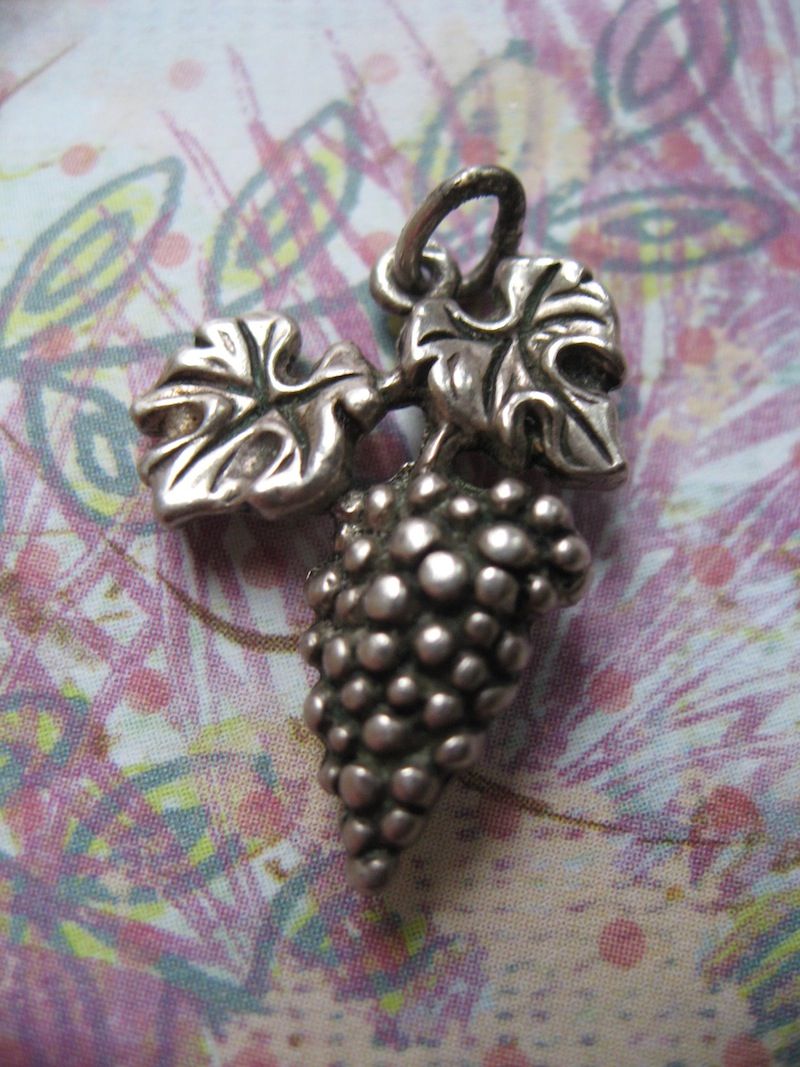 .800 Cluster Of Grapes Charm .800 Cluster Of Grapes Charm