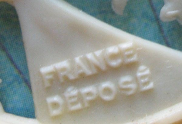 Celluloid Depose French Bird Silhouette Brooch Celluloid Depose French Bird Silhouette Brooch