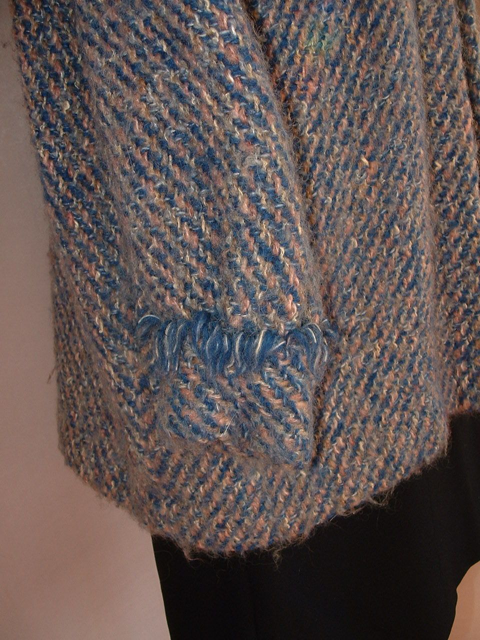 "Tapestries of Ireland" Sweater M/L "Tapestries of Ireland" Sweater M/L