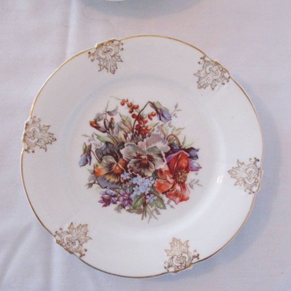 Vintage Collectible (2) Z S & Co 7 1/2" Salad Plates Fine Porcelain 1880-1918 Excellent Condition Vintage Collectible (2) Z S & Co 7 1/2" Salad Plates Fine Porcelain 1880-1918 Excellent Condition
