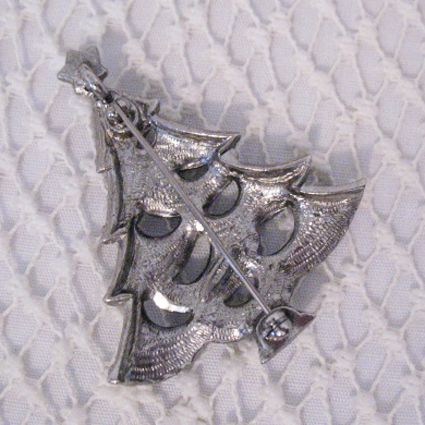 Vintage Signed Avon Marcasite Rhinestone Christmas Tree Brooch Vintage Signed Avon Marcasite Rhinestone Christmas Tree Brooch