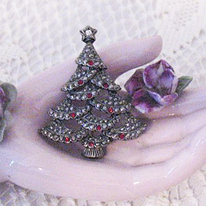 Vintage Signed Avon Marcasite Rhinestone Christmas Tree Brooch Vintage Signed Avon Marcasite Rhinestone Christmas Tree Brooch