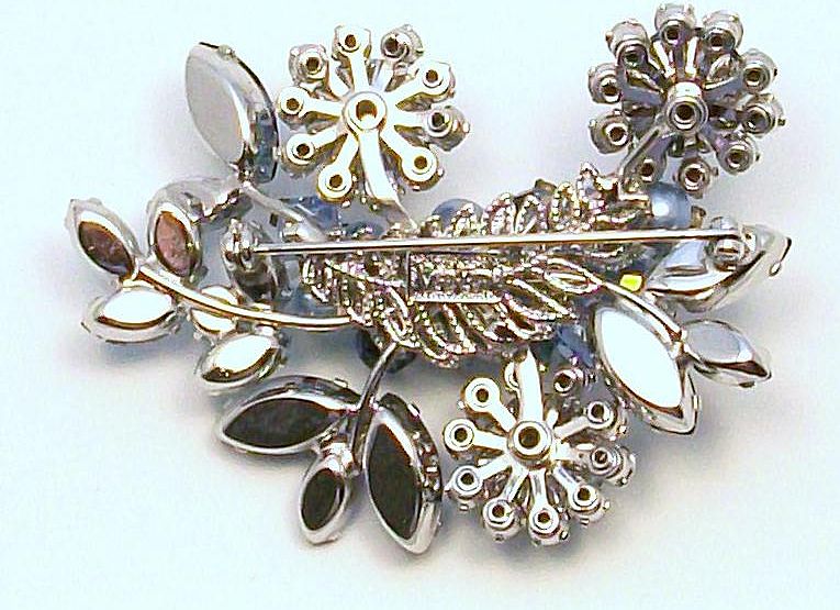 Sparkling Blue VENDOME Brooch and Earrings Sparkling Blue VENDOME Brooch and Earrings