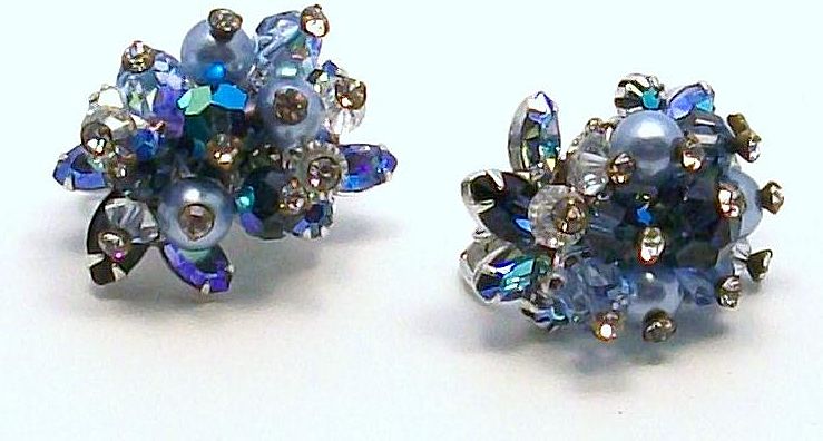 Sparkling Blue VENDOME Brooch and Earrings Sparkling Blue VENDOME Brooch and Earrings