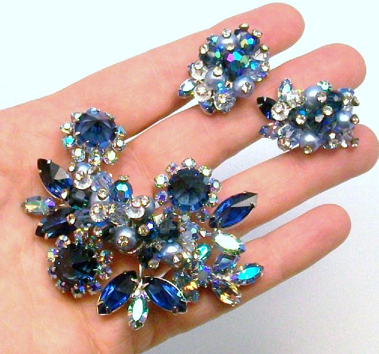 Sparkling Blue VENDOME Brooch and Earrings Sparkling Blue VENDOME Brooch and Earrings