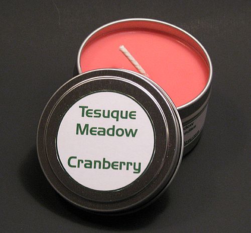 Cranberry-scented pure soy wax candle. Cranberry-scented pure soy wax candle.