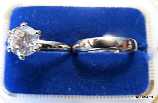 Avon Wedding Band CZ Ring Set Size 8 Avon Wedding Band CZ Ring Set Size 8