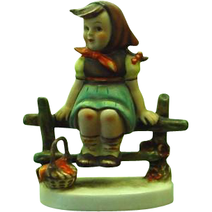 Hummel/Goebel Figure Just Resting Full Bee Hummel/Goebel Figure Just Resting Full Bee