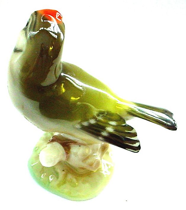 Hutschenreuther Germany Porcelain Finch by Karl Tutter Hutschenreuther Germany Porcelain Finch by Karl Tutter