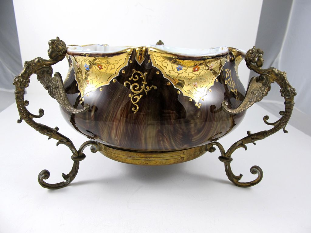 Rare Loetz Circa 1890 Marmoriertes Bowl In Ornate Winged Figural Armature Rare Loetz Circa 1890 Marmoriertes Bowl In Ornate Winged Figural Armature