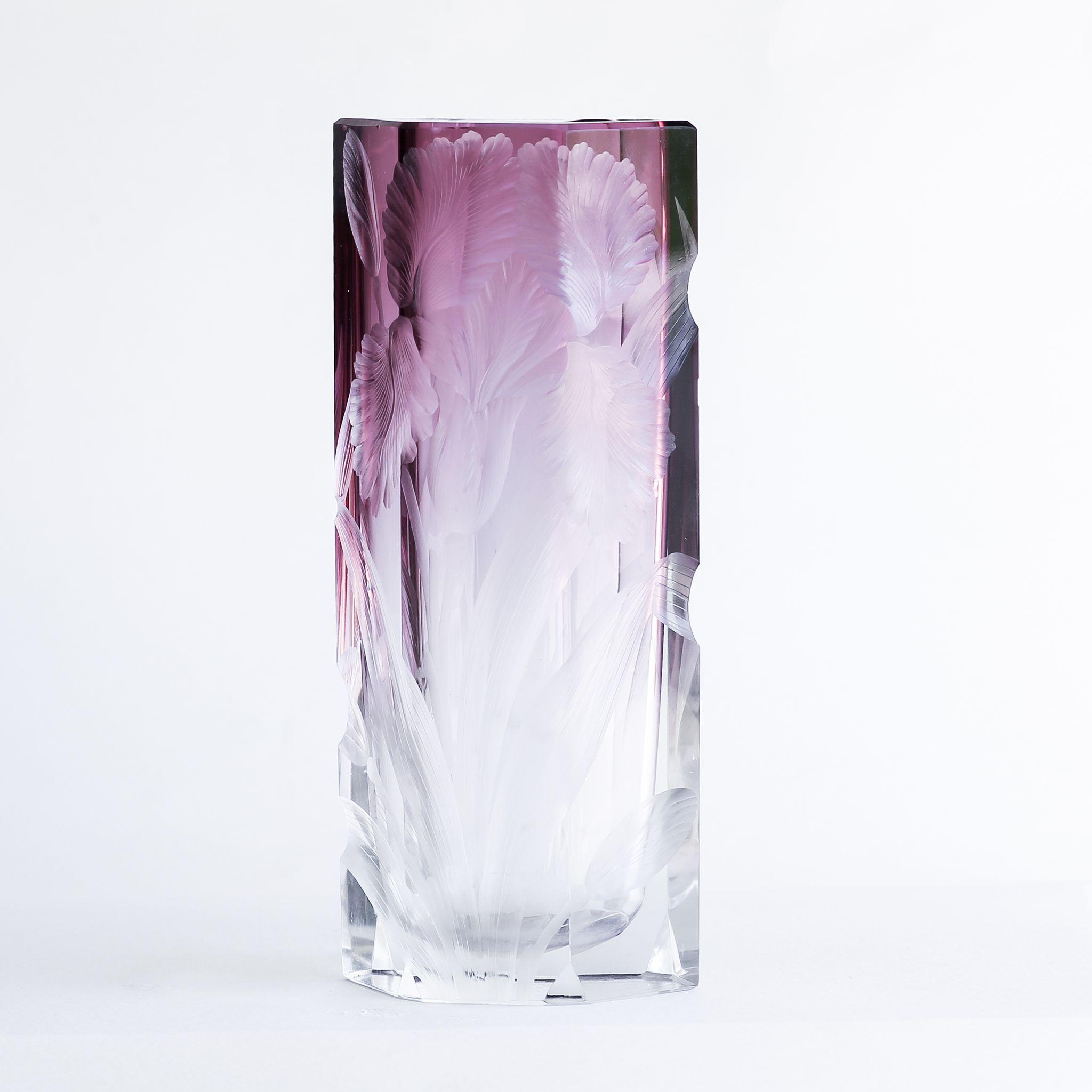 Exceptional Vintage Moser Clear To Amethyst Intaglio Cut Iris Vase Exceptional Vintage Moser Clear To Amethyst Intaglio Cut Iris Vase