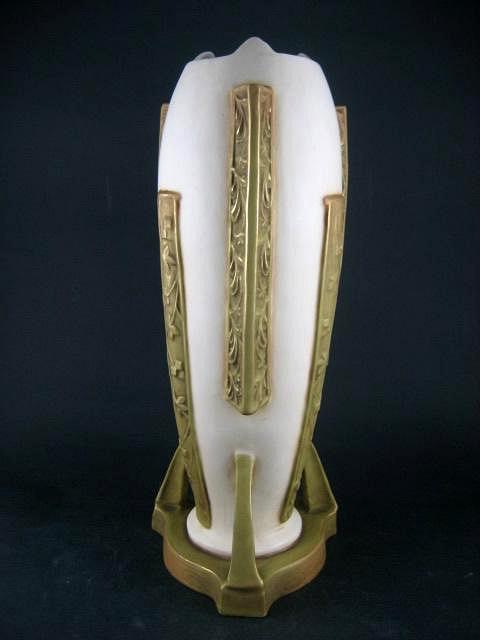 Vintage Signed Royal Dux Bohemia Art Deco Vase Vintage Signed Royal Dux Bohemia Art Deco Vase