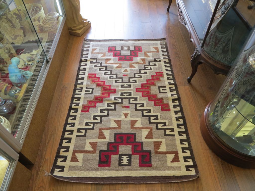 Exceptional Circa 1900 Navajo Native American Indian Rug Exceptional Circa 1900 Navajo Native American Indian Rug