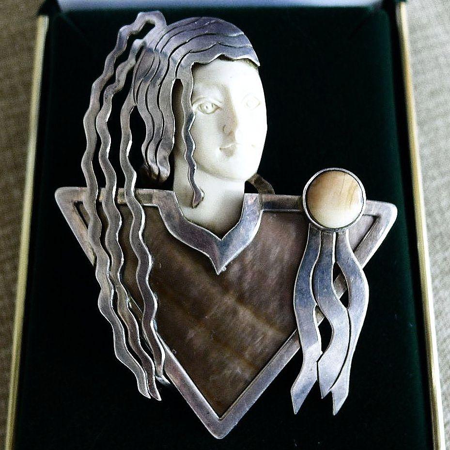 Signed Zealandia Outstanding Sterling & Fossilized Ivory Art Deco Pendant Brooch Signed Zealandia Outstanding Sterling & Fossilized Ivory Art Deco Pendant Brooch