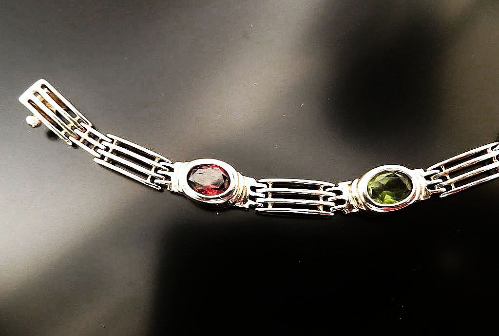 Lady's Vintage 14K Multi-Gem Bracelet Lady's Vintage 14K Multi-Gem Bracelet