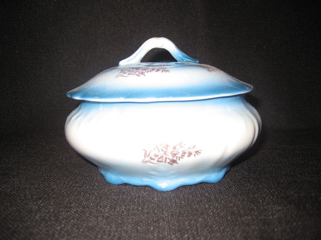 Smith Phillips China Powder/Dresser Box Smith Phillips China Powder/Dresser Box