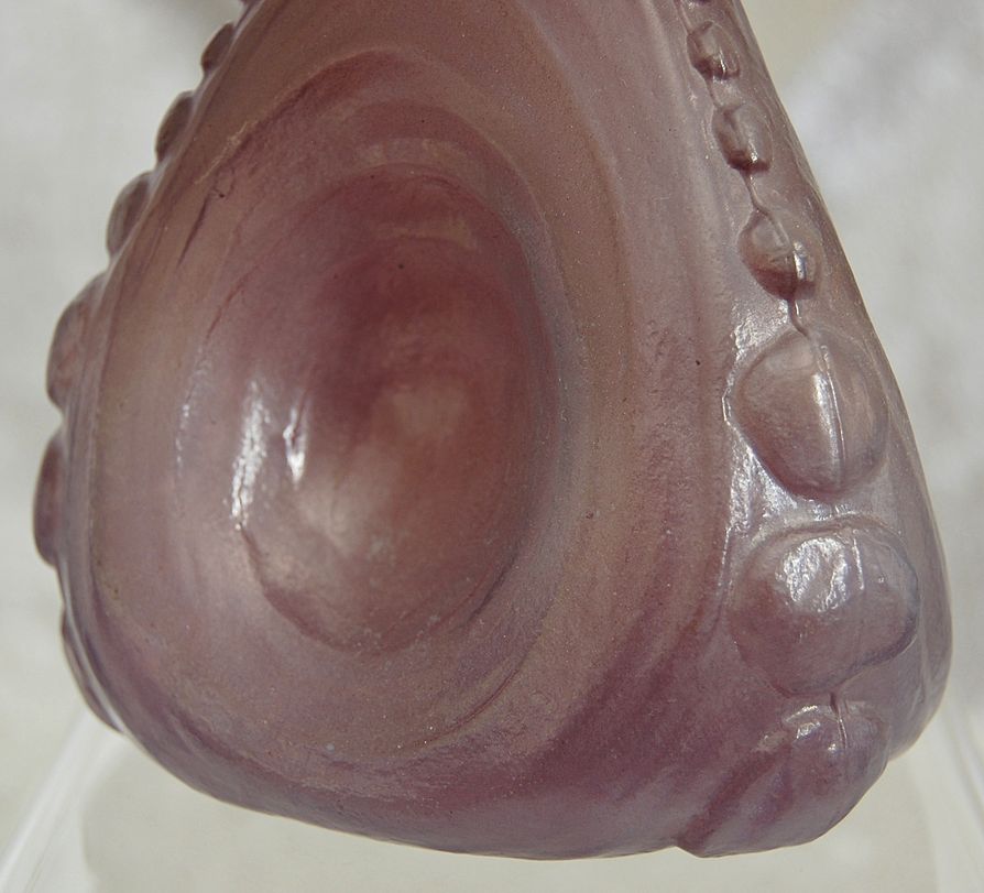 Consolidated Catalonian Spanish Knobs Pinch Vase, Amethyst Wash, Ca. 1927 Consolidated Catalonian Spanish Knobs Pinch Vase, Amethyst Wash, Ca. 1927