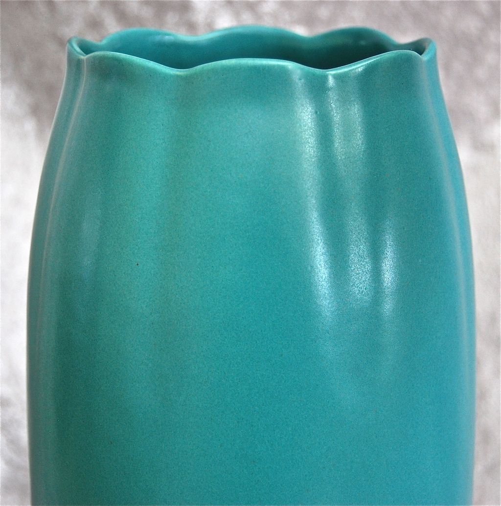 Cowan Pottery 9" "Lakeware" Vase #V-71, "Peacock" Glaze, Ca. 1930 Cowan Pottery 9" "Lakeware" Vase #V-71, "Peacock" Glaze, Ca. 1930