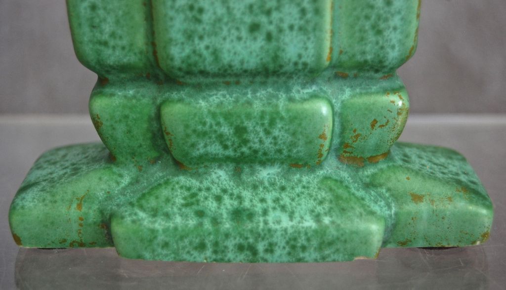 Cowan Pottery Modernist Vase #V-851, "Antique Green", Ca. 1928 Cowan Pottery Modernist Vase #V-851, "Antique Green", Ca. 1928