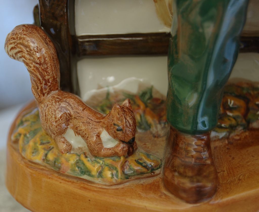 Royal Doulton Figurine, "Lunchtime", HN 2485, Ca. 1973 Royal Doulton Figurine, "Lunchtime", HN 2485, Ca. 1973
