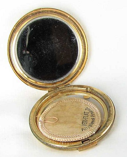 Elizabeth Arden Vintage Signed Red Rhinestone Compact London NY Paris Elizabeth Arden Vintage Signed Red Rhinestone Compact London NY Paris