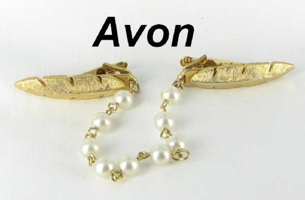 Avon vintage signed Hand wired Imitation Pearl Leaf Sweater Guard Avon vintage signed Hand wired Imitation Pearl Leaf Sweater Guard