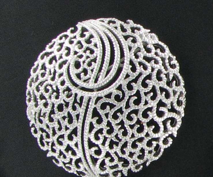 Trifari Vintage Filigree 3 piece Demi Parure Silver Tone Necklace Pin Earrings Trifari Vintage Filigree 3 piece Demi Parure Silver Tone Necklace Pin Earrings