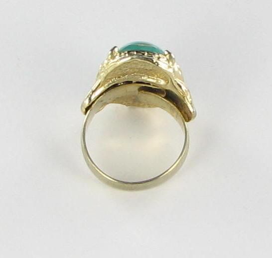 Sacred Heart Green Glass Ring Gold tone Adjustable Vintage Sacred Heart Green Glass Ring Gold tone Adjustable Vintage
