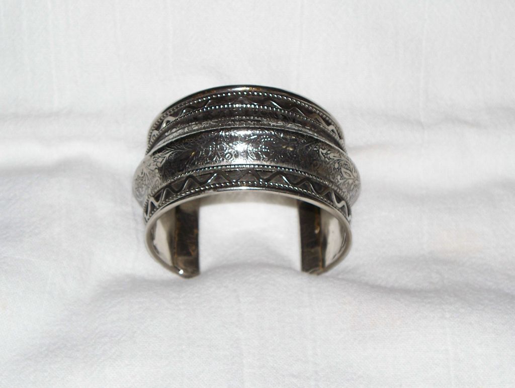 Cuff Bracelet ~ handcrafted ~ late 1970's Cuff Bracelet ~ handcrafted ~ late 1970's