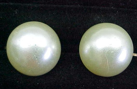 Classic Imitation Pearl Clip earrings Classic Imitation Pearl Clip earrings