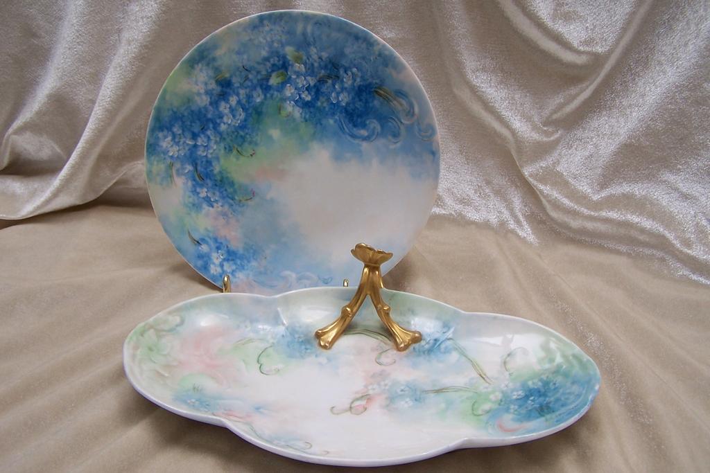Magical Limoges France Porcelain Plate Hand Painted with Striking Victorian 'Forget-Me-Nots' Magical Limoges France Porcelain Plate Hand Painted with Striking Victorian 'Forget-Me-Nots'