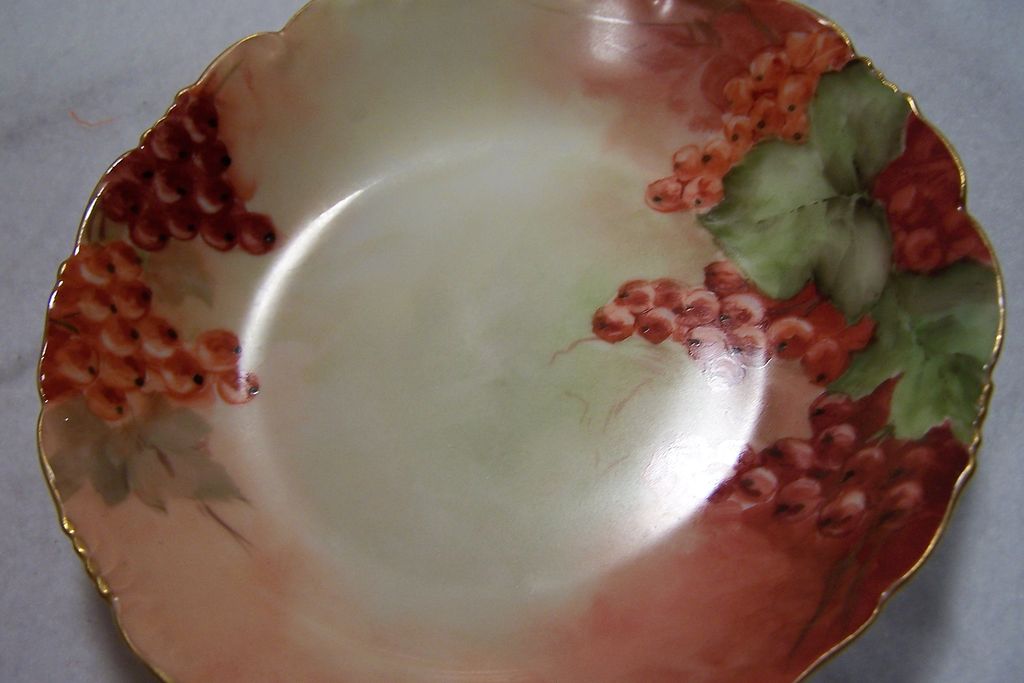 Beautiful Limoges France Antique 3- Footed Master Fruit / Berry Bowl Set w/ 6 Individual Matching Bowls (7 pc set) each Hand Painted w/ Various Fruits- Blackberries, Strawberries, Currants, Blueberries, Raspberries,& Gooseberries! Beautiful Limoges France Antique 3- Footed Master Fruit / Berry Bowl Set w/ 6 Individual Matching Bowls (7 pc set) each Hand Painted w/ Various Fruits- Blackberries, Strawberries, Currants, Blueberries, Raspberries,& Gooseberries!