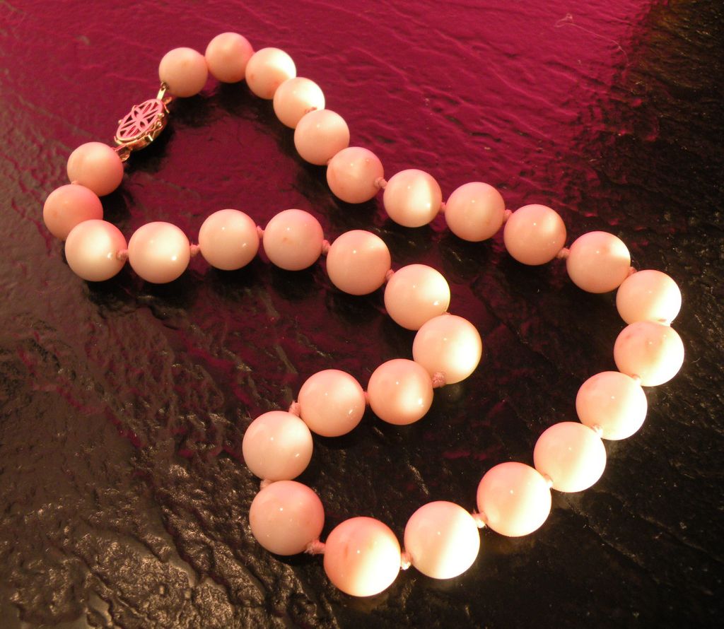 (SOLD) Huge Fabulous White Angel Skin Coral Necklace 14 mm 14 Kt. (SOLD) Huge Fabulous White Angel Skin Coral Necklace 14 mm 14 Kt.