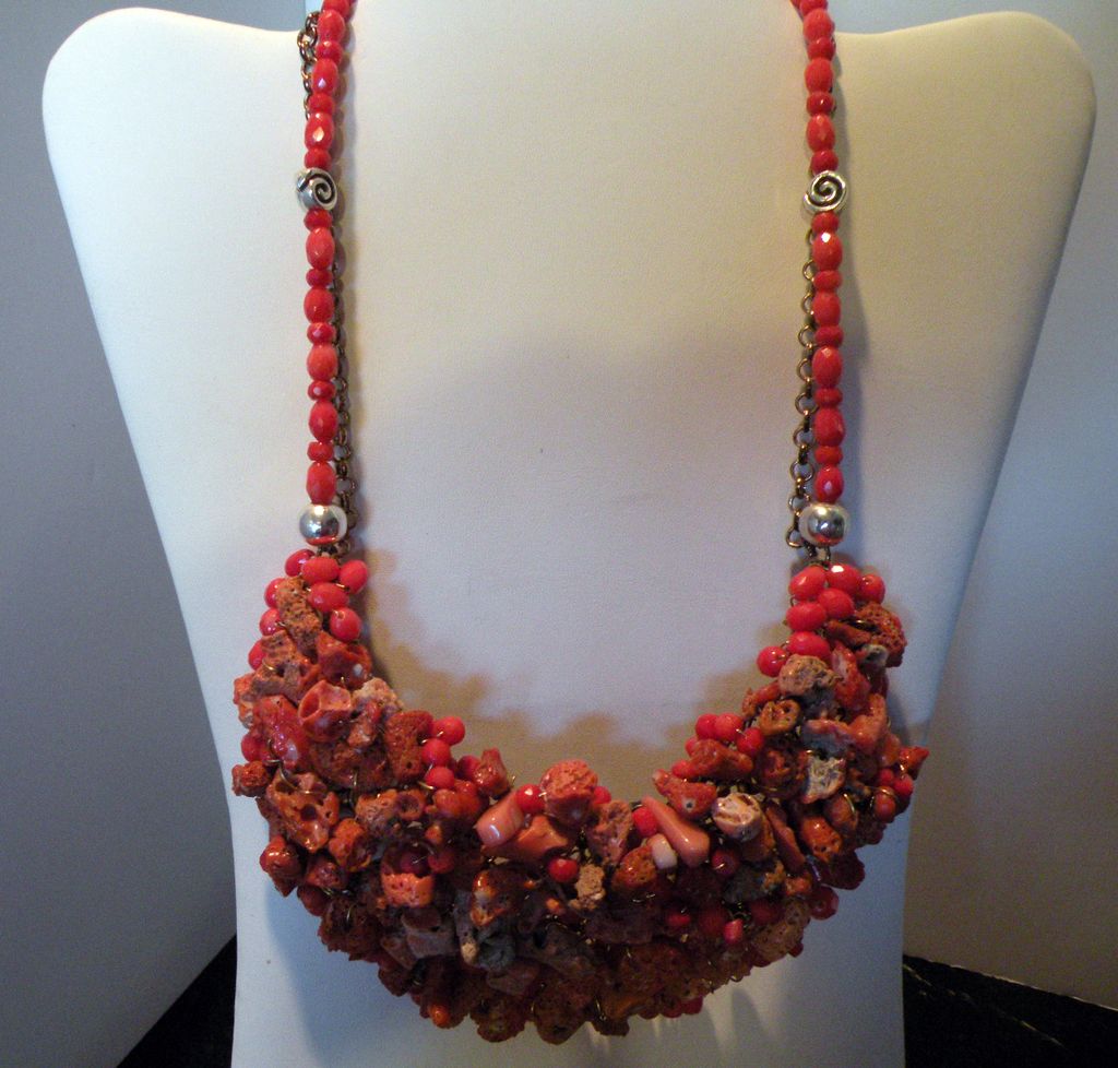 Red/ Orange Rough Coral & Faceted Coral Bib Necklace 18" 179 grams Red/ Orange Rough Coral & Faceted Coral Bib Necklace 18" 179 grams